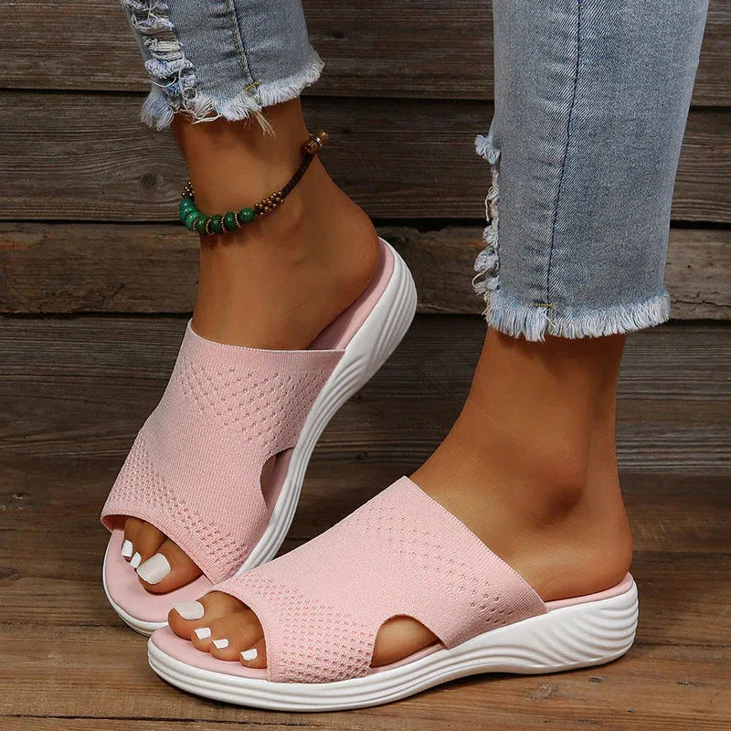 OrthoFeet⢠| Orthopedische comfortabele sandalen met sleehak