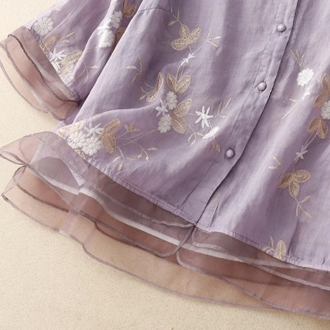 Laurienne™ | Geborduurde blouse