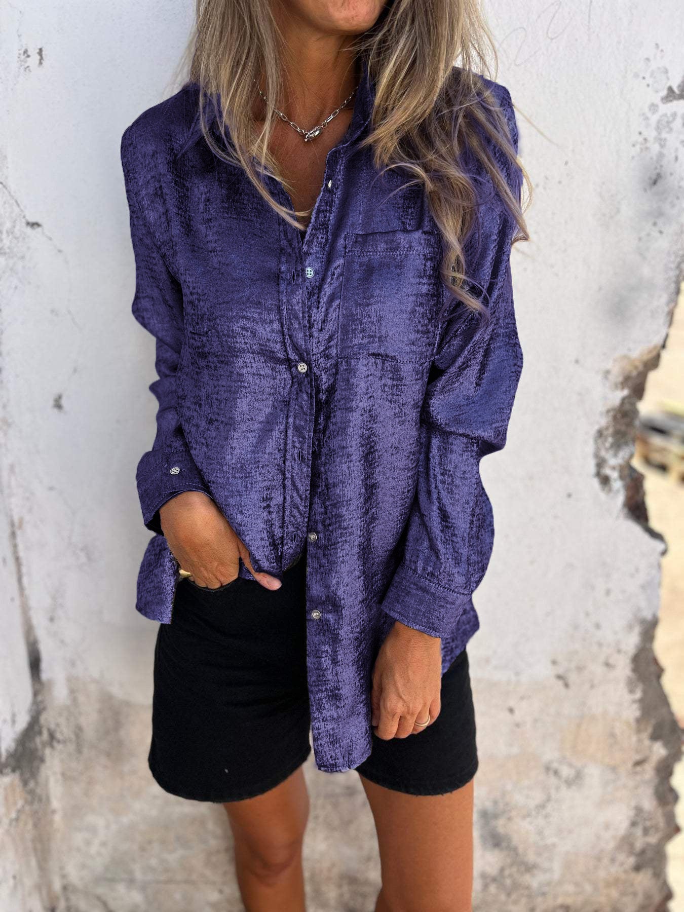 Rhaelle™ | Glanzende Chic Blouse met Knopen
