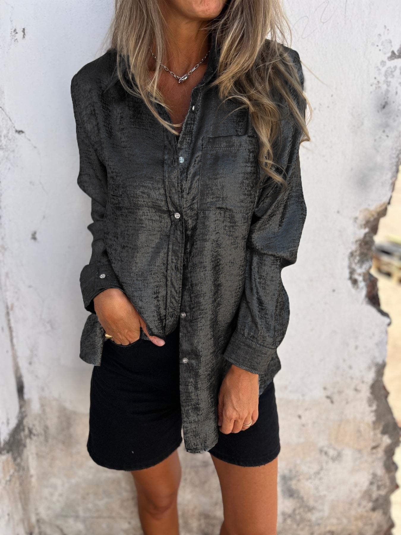 Rhaelle™ | Glanzende Chic Blouse met Knopen