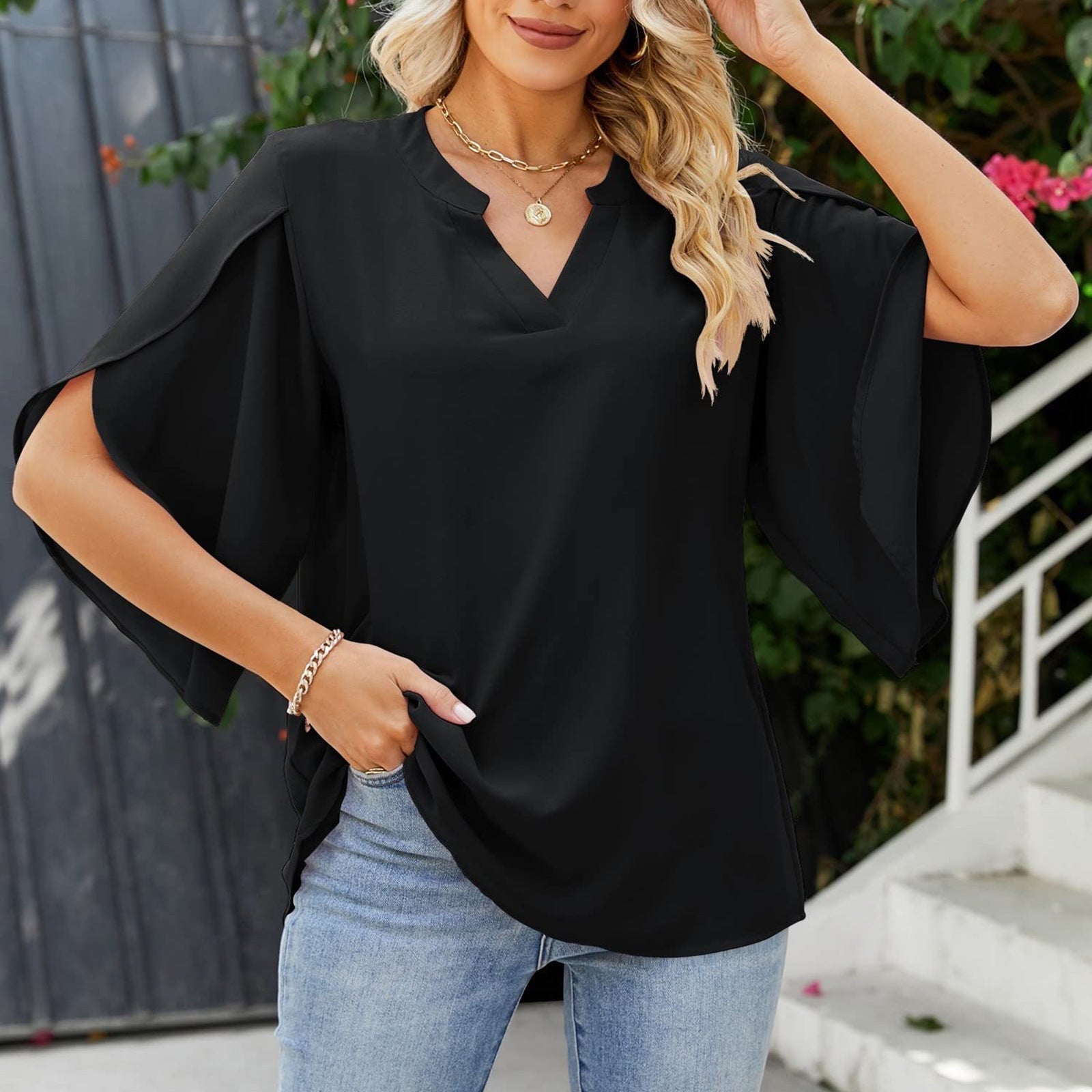 Zéphanie™ | V-Hals Blouse met Losvallende Pasvorm