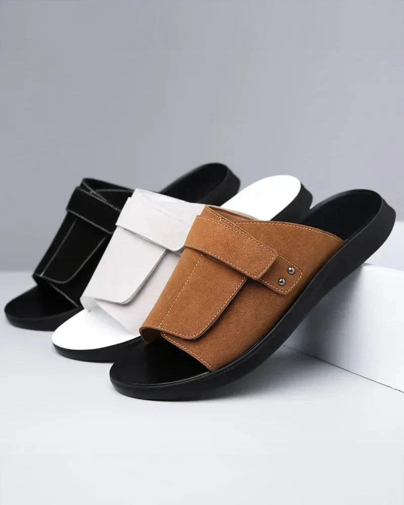 Caelis™ | Suède Instapsandalen