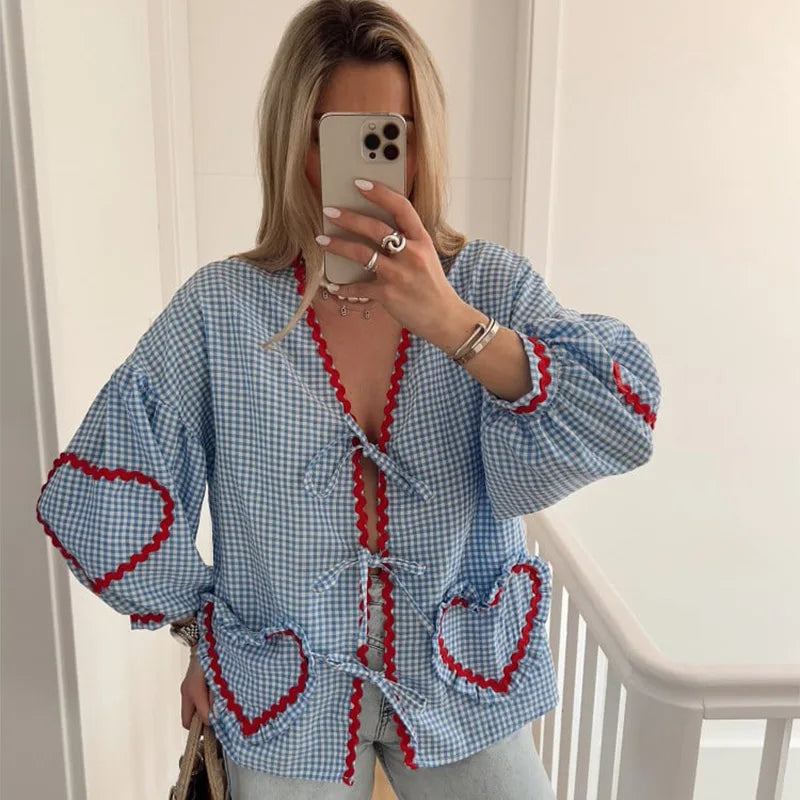 Clarene™ | Speelse Blouse met Hartdetails