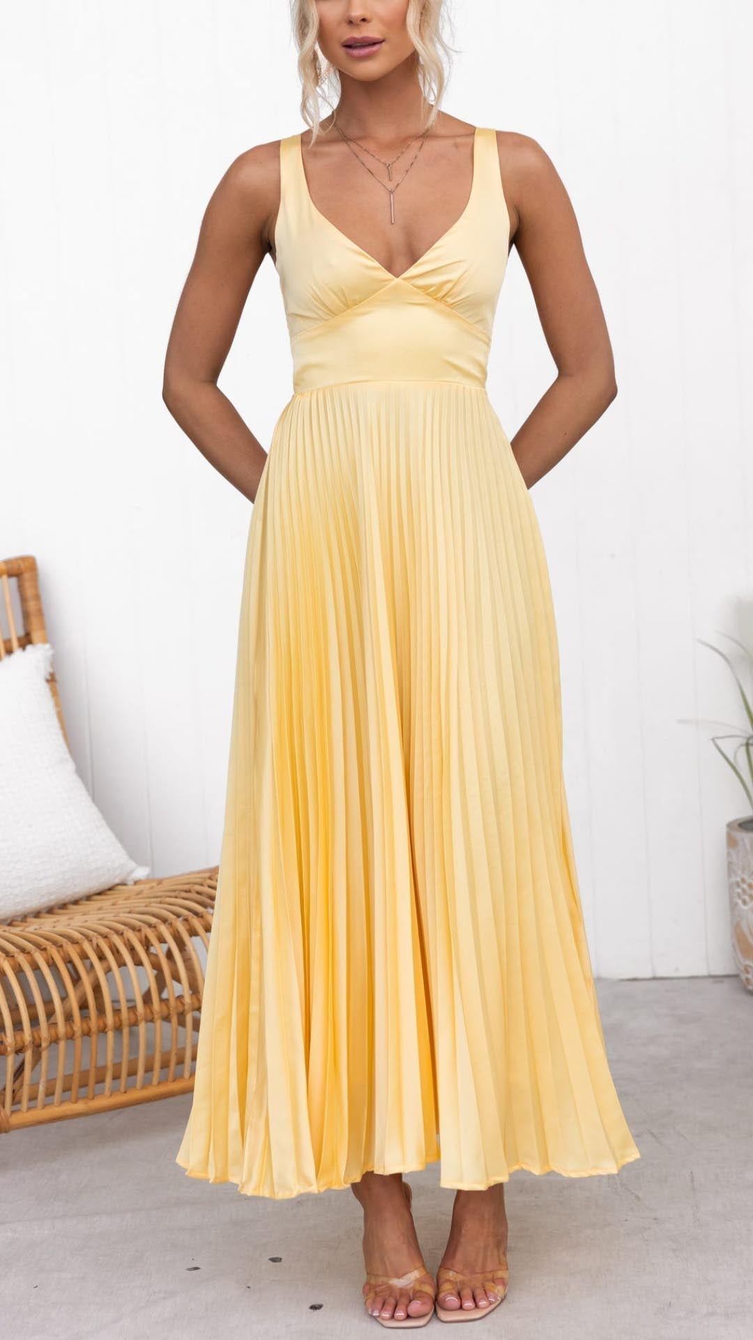 Aby™ | Gele geplooide V-hals maxi-jurk