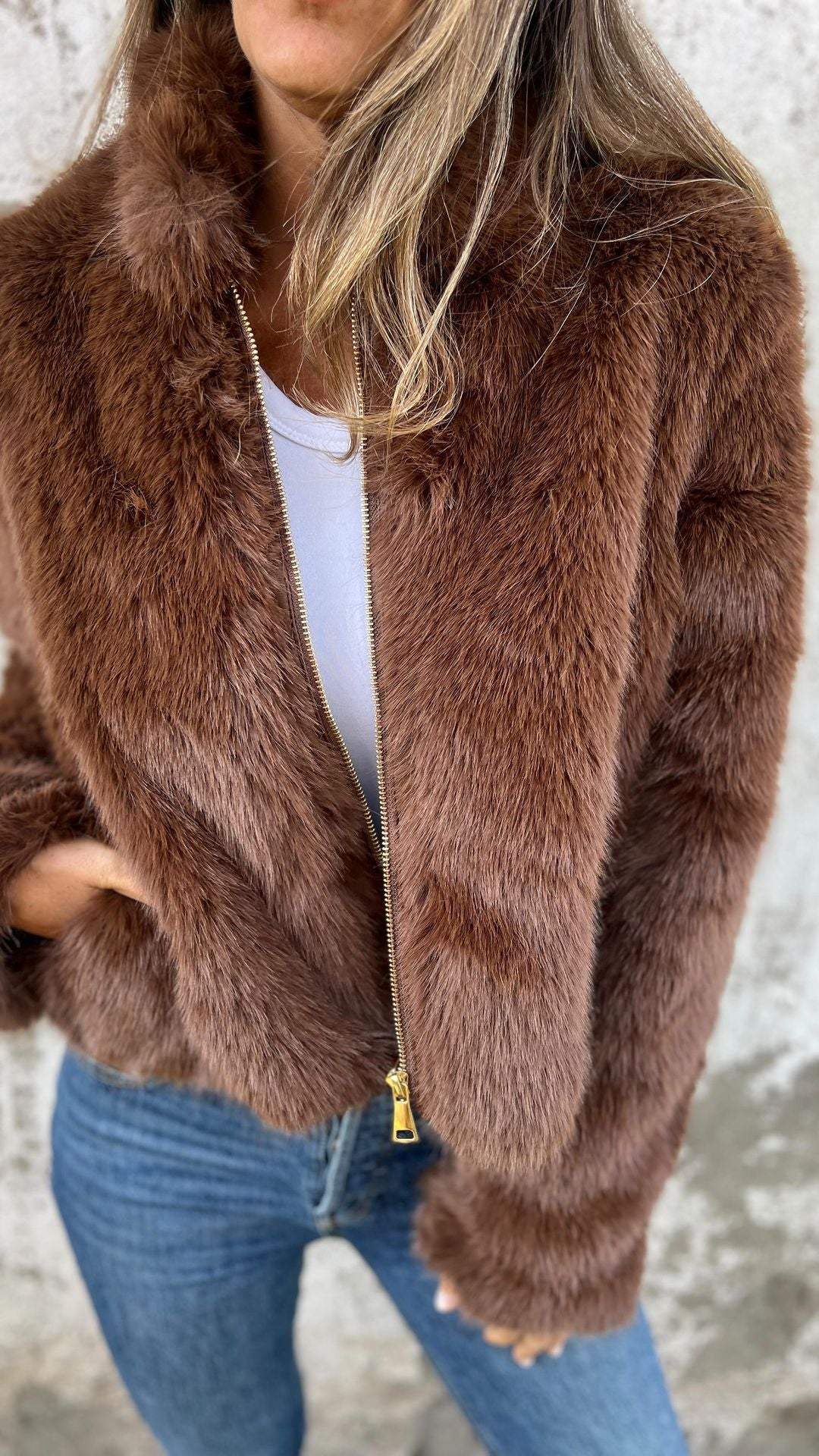 Kaely™ | Korte luxe imitatiebontjas